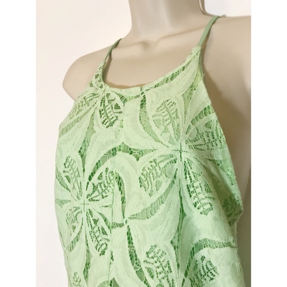 ☀️ NWOT Light Pastel Green High Low Top - Size M - Picture 12 of 12